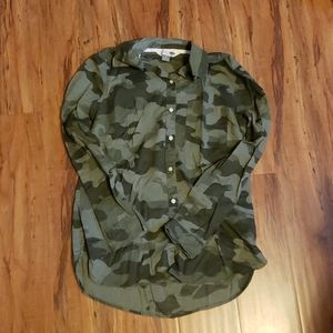 Old Navy Junior Girls Camo Long Sleeve Shirt